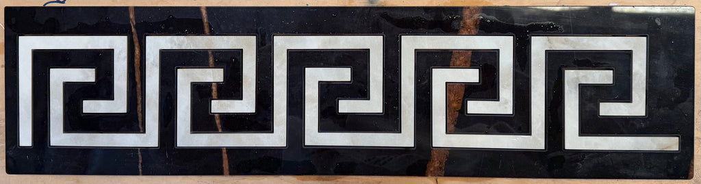 Versailles Medusa Floor Border