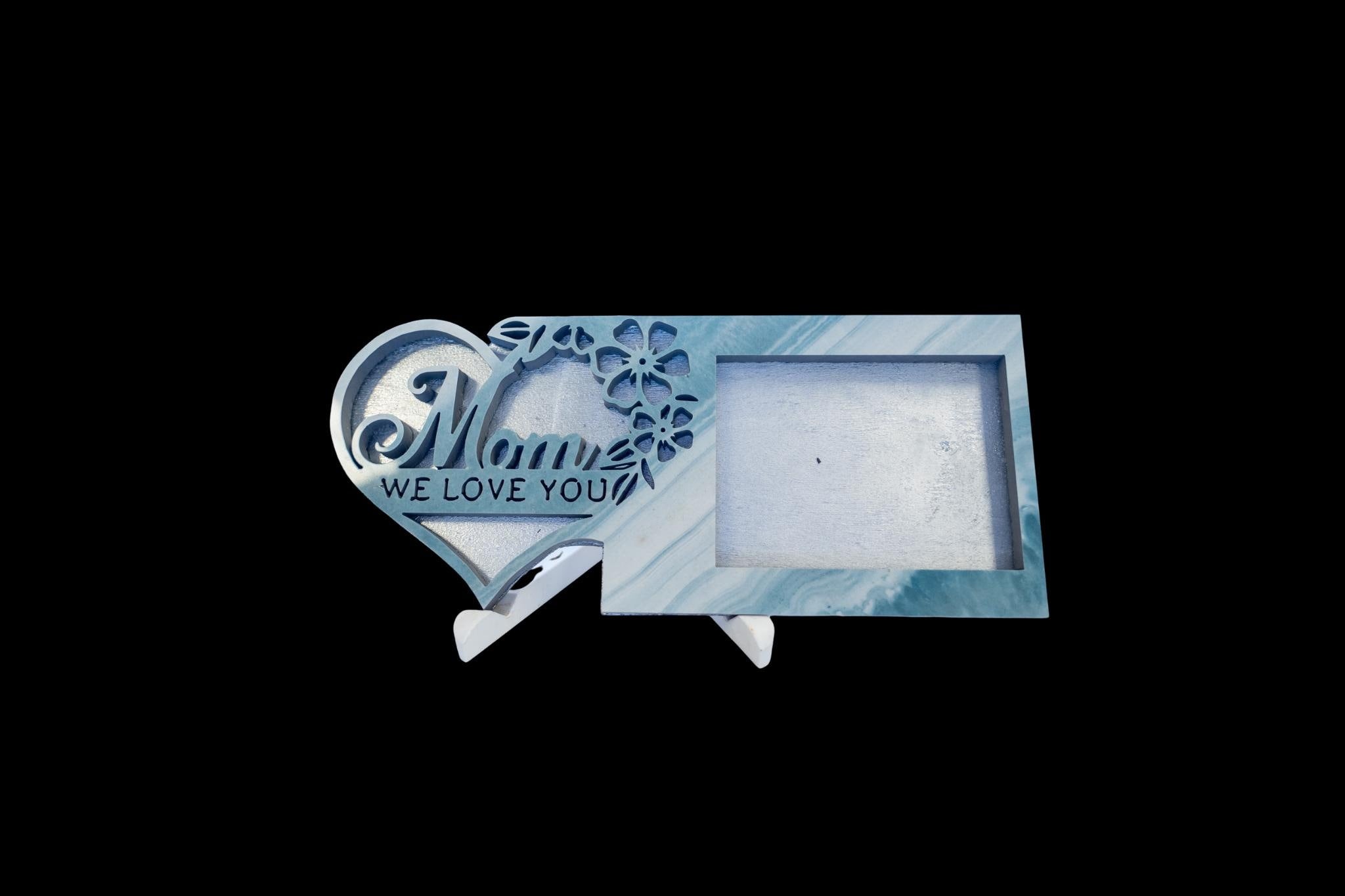 Mom, We Love You – Heartfelt Keepsake Photo Frame